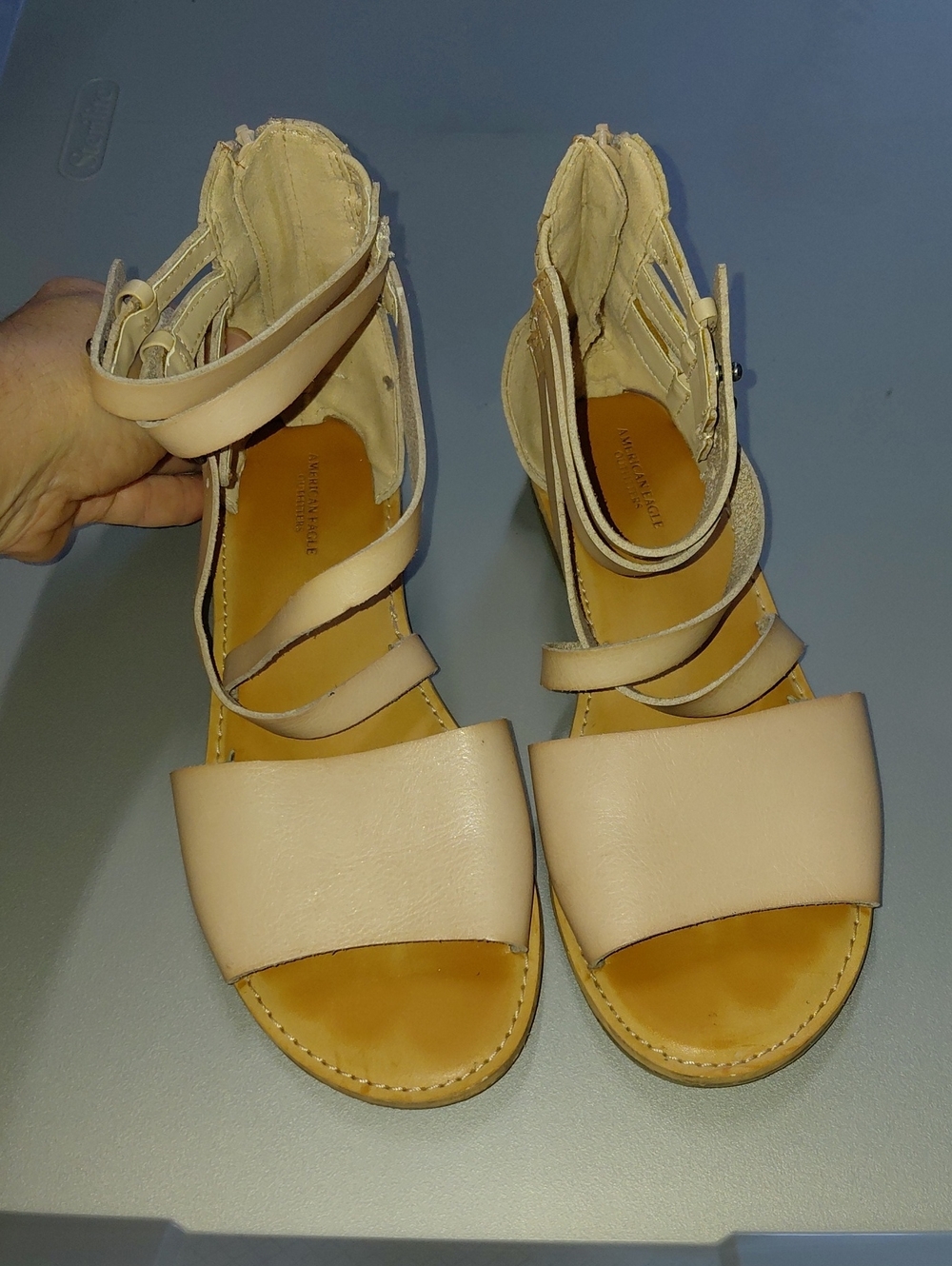 AMERICAN EAGLE womens 8  Strappy Ankle Sandals in Light Beige Pink